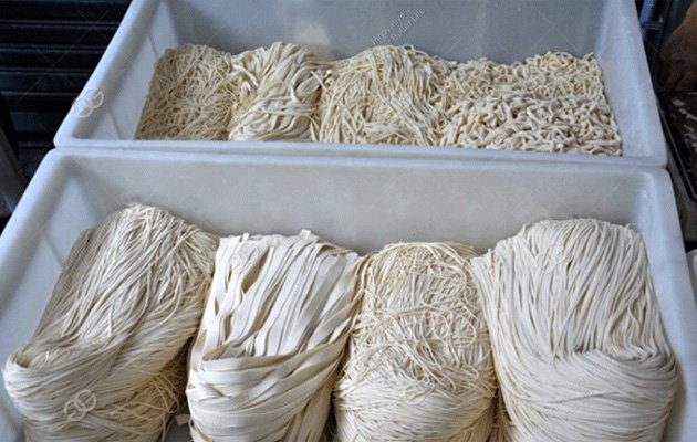 Machine Making Noodles